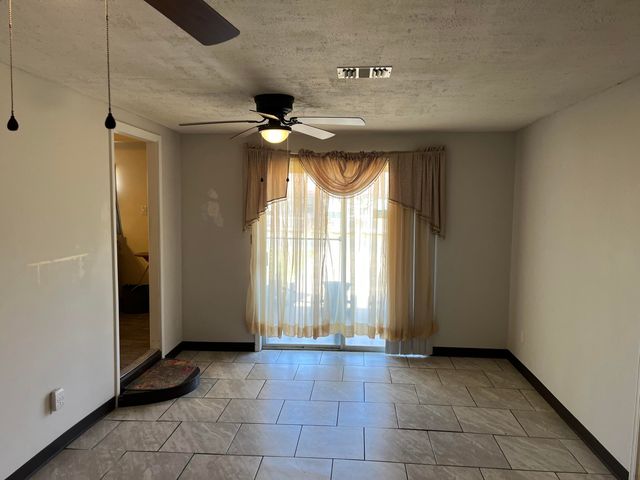 922 Kings Rd, Leesville, LA 71446