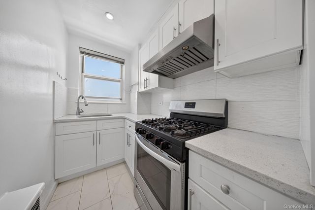 51-33 Goldsmith Street 7G, Elmhurst, NY 11373