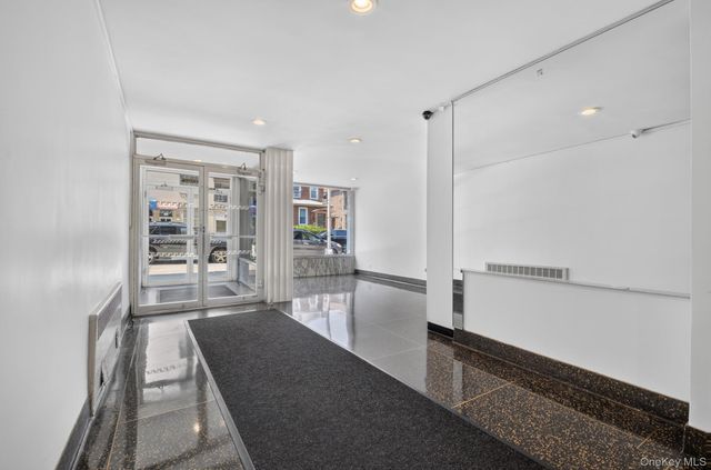 51-33 Goldsmith Street 7G, Elmhurst, NY 11373