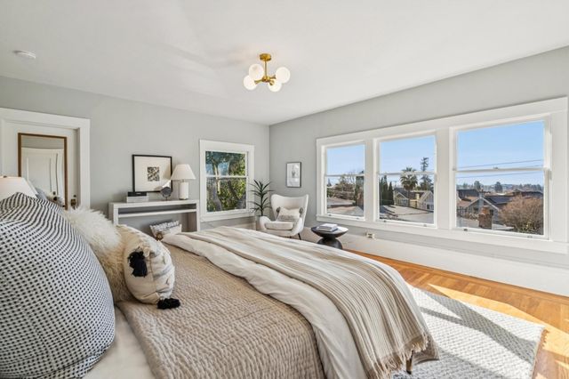 5460 5460 Carlton St, Oakland, CA 94618