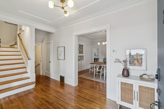 5460 5460 Carlton St, Oakland, CA 94618