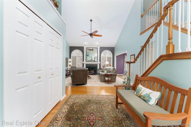 167 Forest Valley Court, Putnam Township, MI 48169