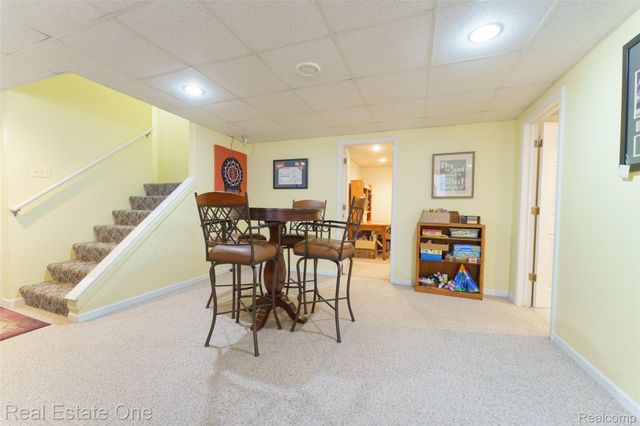 167 Forest Valley Court, Putnam Township, MI 48169