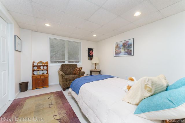 167 Forest Valley Court, Putnam Township, MI 48169