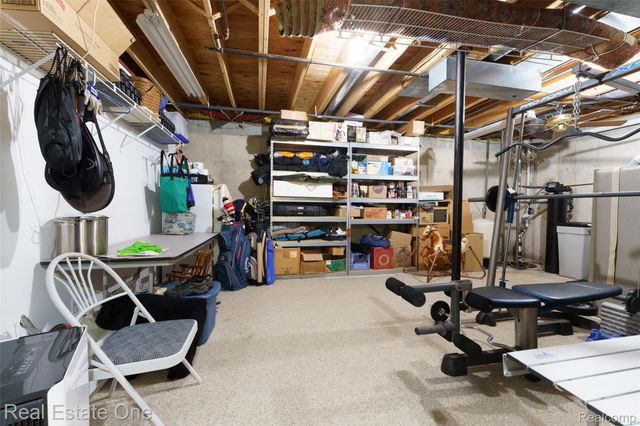 167 Forest Valley Court, Putnam Township, MI 48169