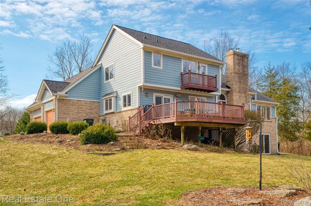 167 Forest Valley Court, Putnam Township, MI 48169