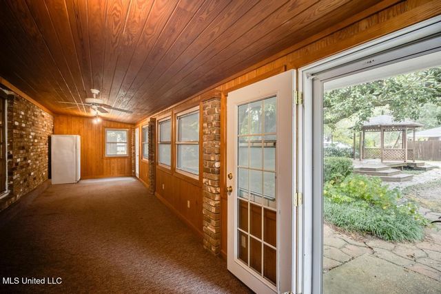 28 Woodglen Drive, Gulfport, MS 39507