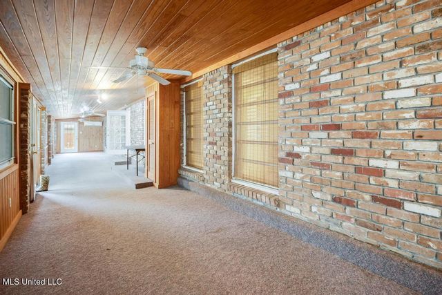 28 Woodglen Drive, Gulfport, MS 39507