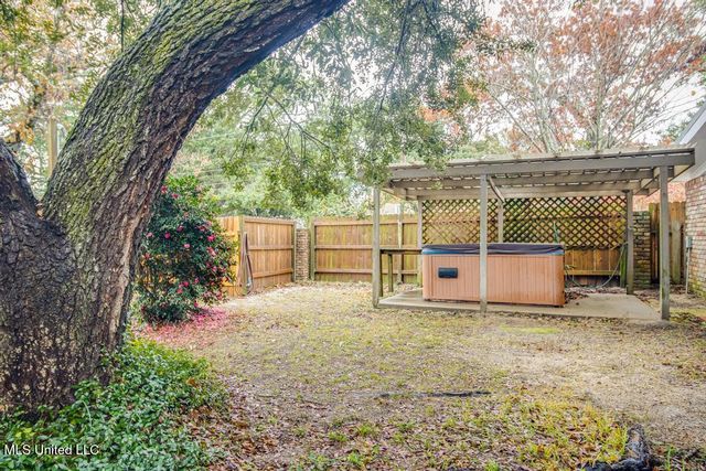 28 Woodglen Drive, Gulfport, MS 39507