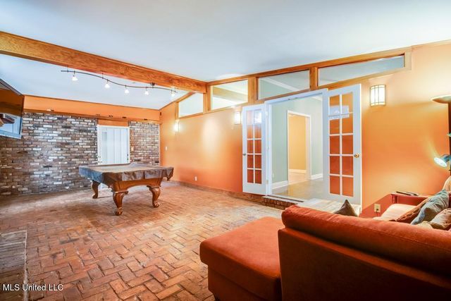 28 Woodglen Drive, Gulfport, MS 39507