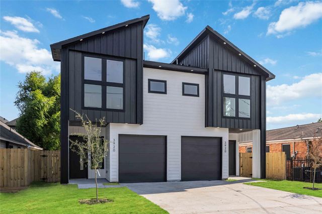 3920 Aledo Street A-B, Houston, TX 77051