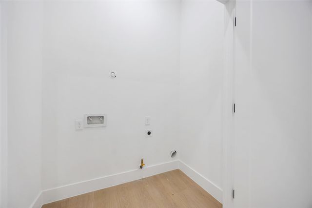 3920 Aledo Street A-B, Houston, TX 77051