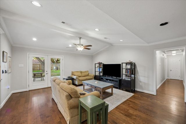 5802 Belrose Drive, Houston, TX 77035