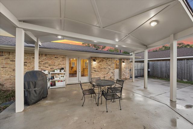 5802 Belrose Drive, Houston, TX 77035