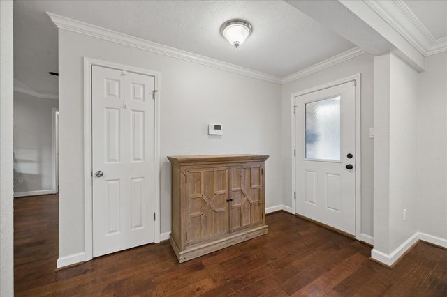 5802 Belrose Drive, Houston, TX 77035