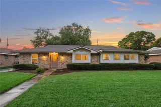 5802 Belrose Drive, Houston, TX 77035