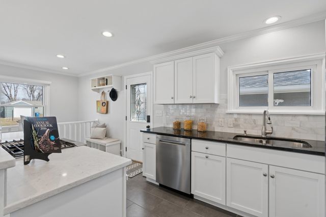 7201 Upton Avenue S, Richfield, MN 55423