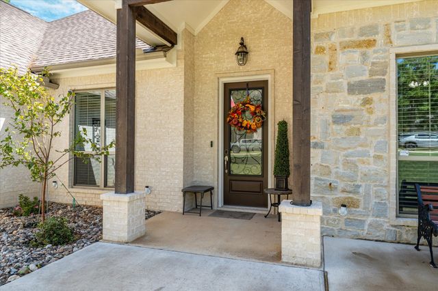 14486 Meadow Glen, Lindale, TX 75771