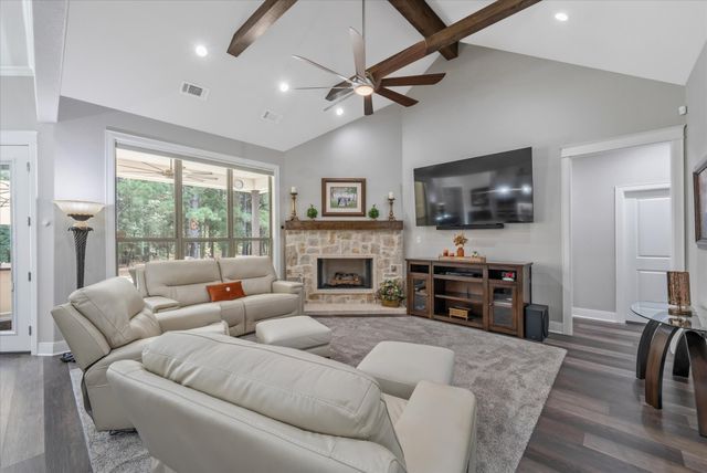 14486 Meadow Glen, Lindale, TX 75771