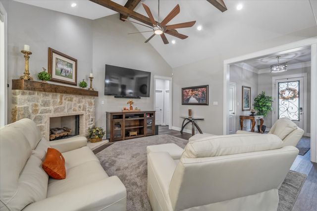 14486 Meadow Glen, Lindale, TX 75771