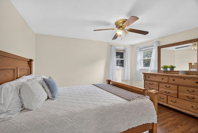 93 York Ave, Fitchburg, MA 01420