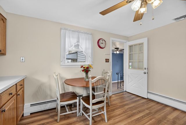 93 York Ave, Fitchburg, MA 01420