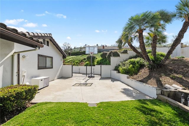 2429 Chauncy Place, Riverside, CA 92506