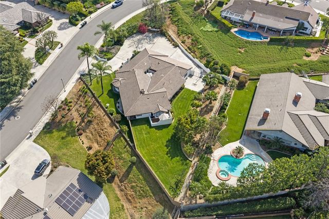 2429 Chauncy Place, Riverside, CA 92506