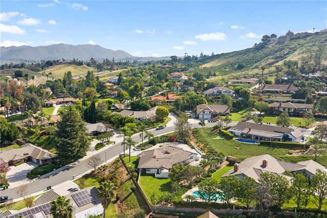 2429 Chauncy Place, Riverside, CA 92506