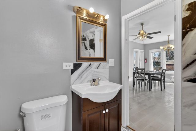 1 E 114th Street, Chicago, IL 60628