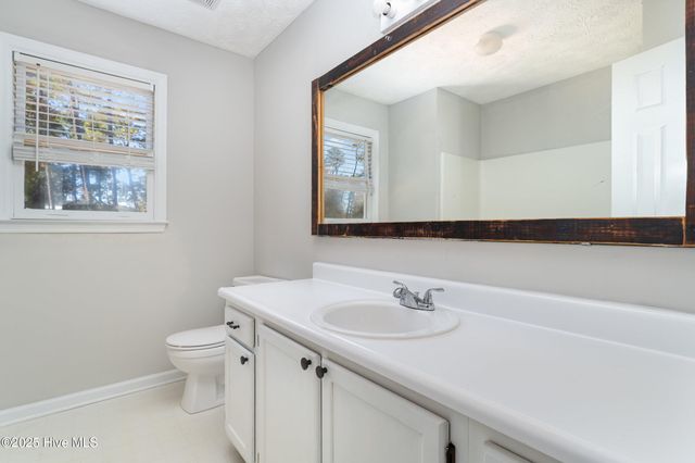 1908 Daphne Circle, Fayetteville, NC 28304