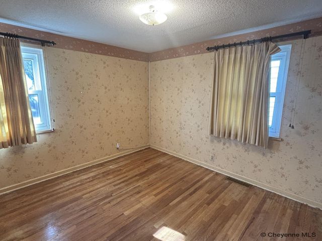 3502 DUNN AVE, Cheyenne, WY 82001