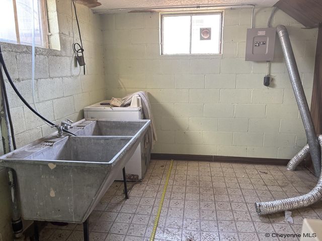 3502 DUNN AVE, Cheyenne, WY 82001