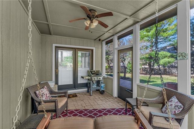 908 Easy Street, Lawrence, KS 66049