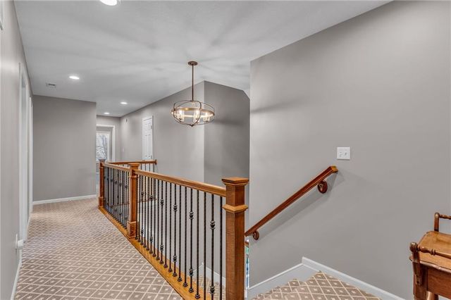 908 Easy Street, Lawrence, KS 66049