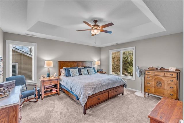 908 Easy Street, Lawrence, KS 66049