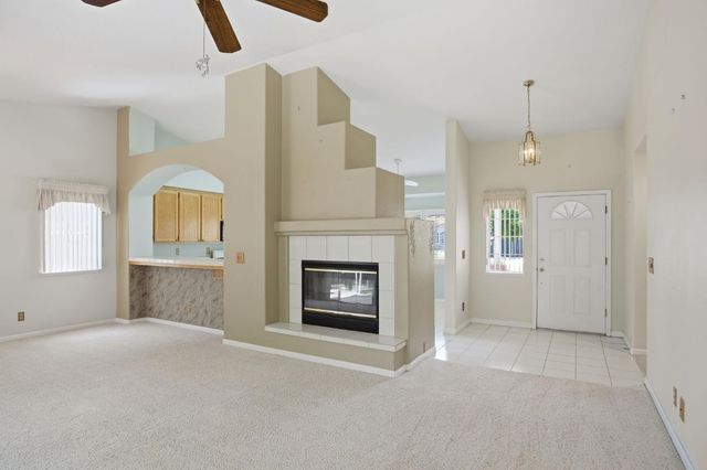 1416 Ranch House Ct, Oakdale, CA 95361