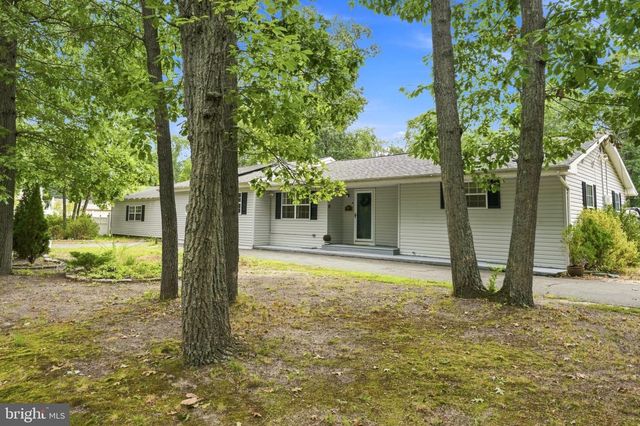403 NEW HAMPSHIRE RD, Browns Mills, NJ 08015