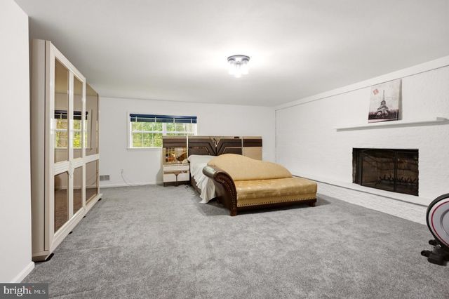 403 NEW HAMPSHIRE RD, Browns Mills, NJ 08015