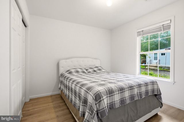 403 NEW HAMPSHIRE RD, Browns Mills, NJ 08015