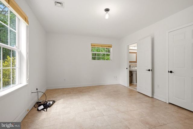 403 NEW HAMPSHIRE RD, Browns Mills, NJ 08015
