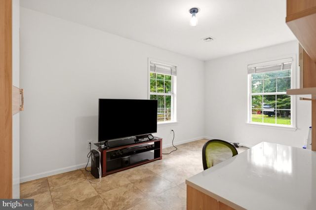 403 NEW HAMPSHIRE RD, Browns Mills, NJ 08015