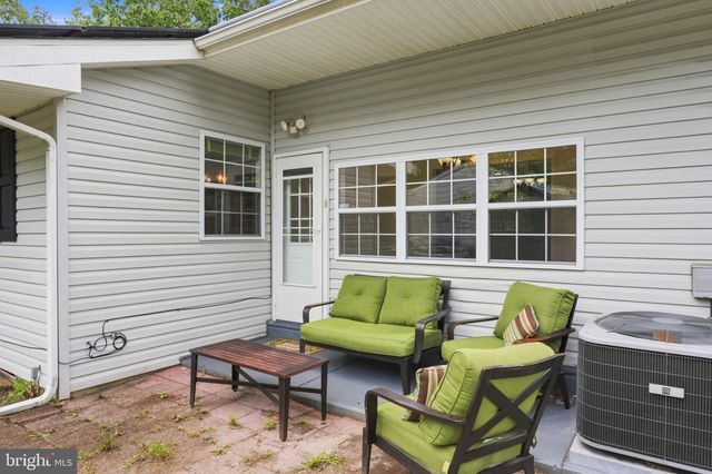 403 NEW HAMPSHIRE RD, Browns Mills, NJ 08015