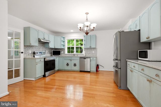 403 NEW HAMPSHIRE RD, Browns Mills, NJ 08015