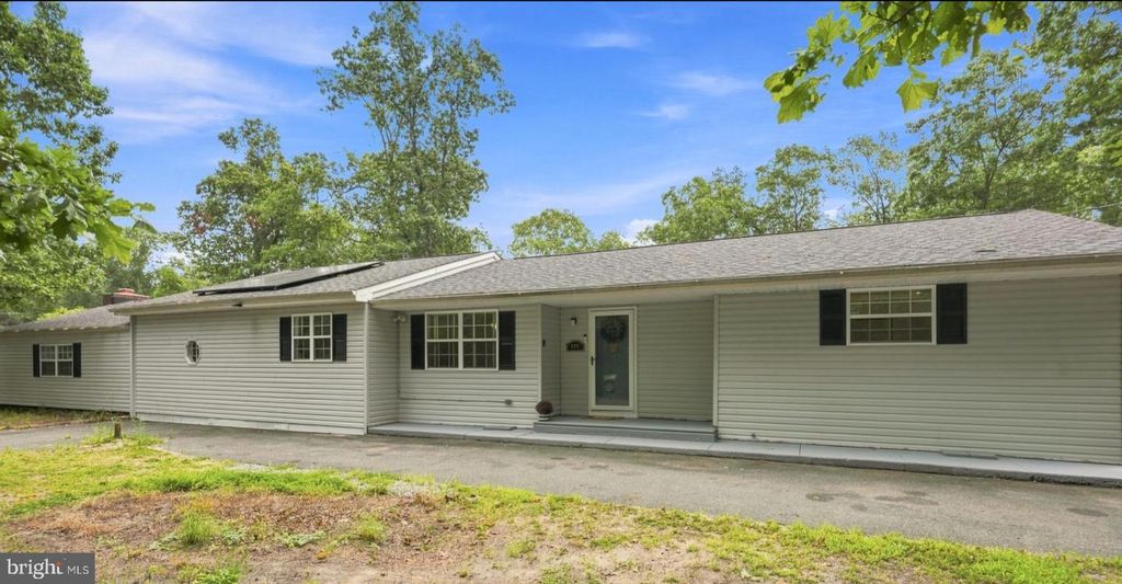 403 NEW HAMPSHIRE RD, Browns Mills, NJ 08015