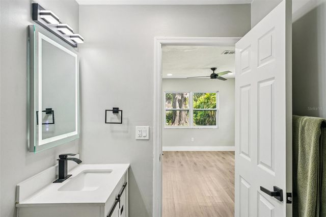 1706 W JEAN. STREET, Tampa, FL 33604