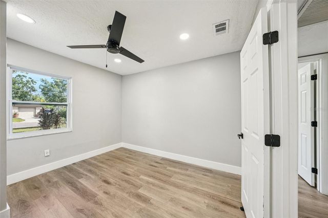 1706 W JEAN. STREET, Tampa, FL 33604