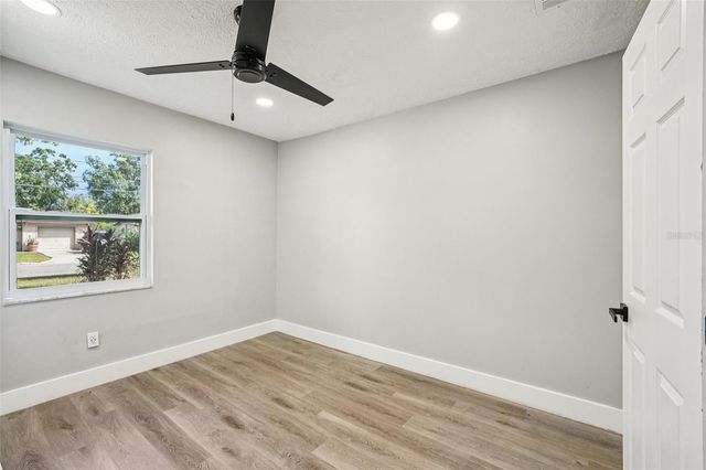 1706 W JEAN. STREET, Tampa, FL 33604