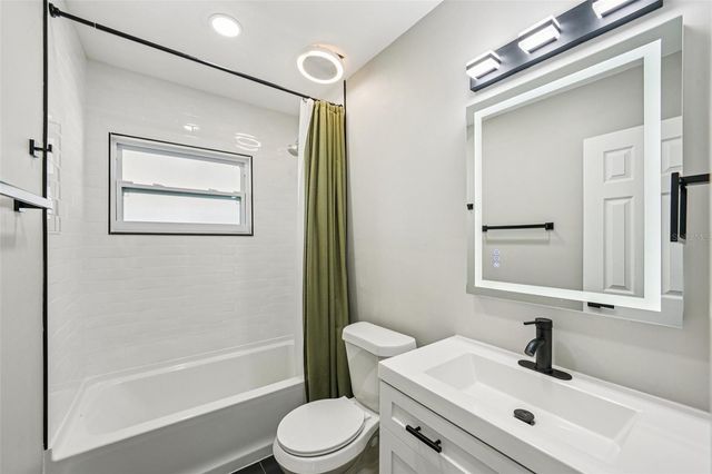 1706 W JEAN. STREET, Tampa, FL 33604