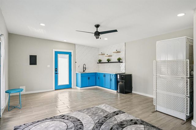 1706 W JEAN. STREET, Tampa, FL 33604